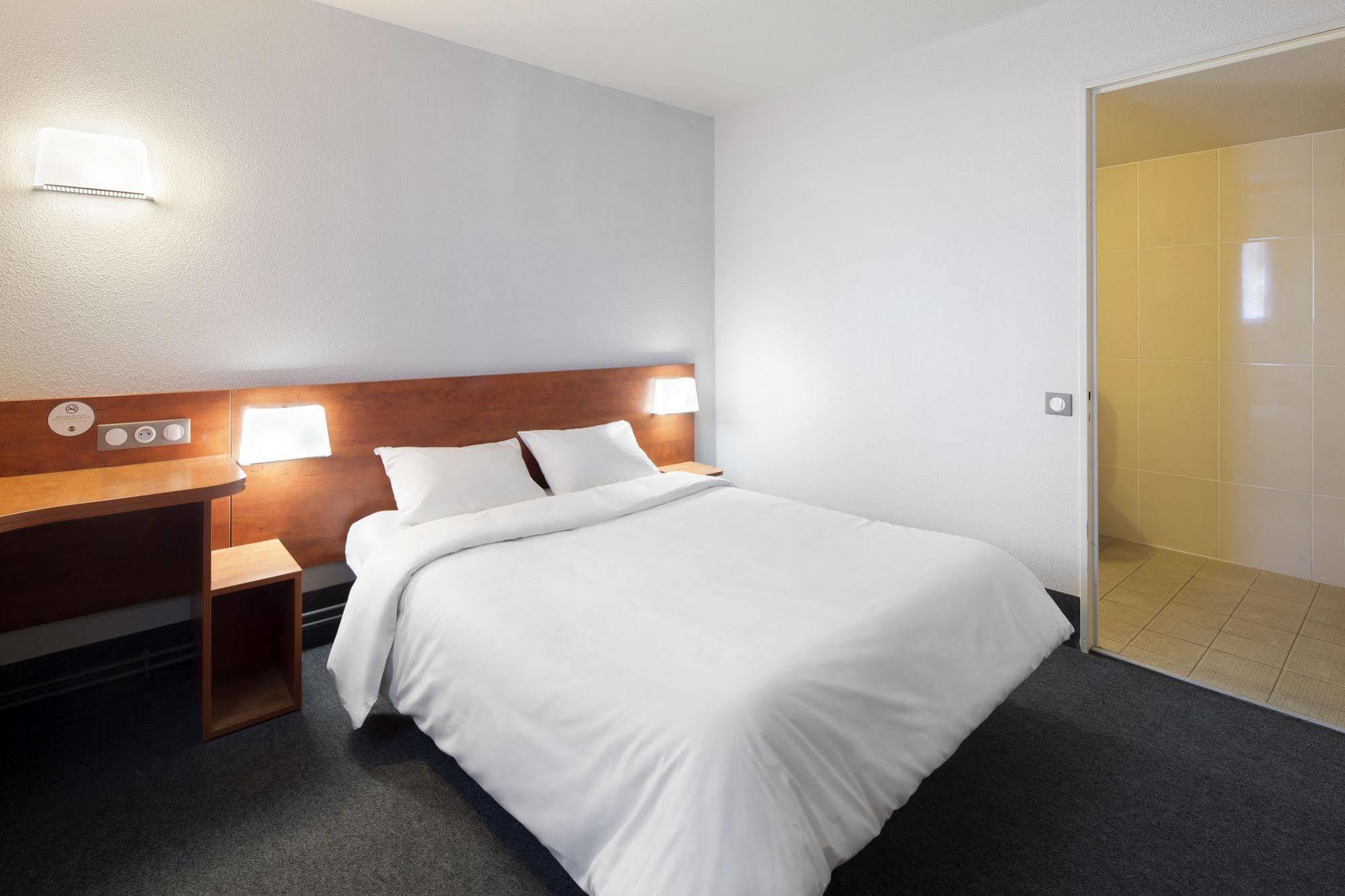 B&B Hotel Chartres Le Coudray المظهر الخارجي الصورة