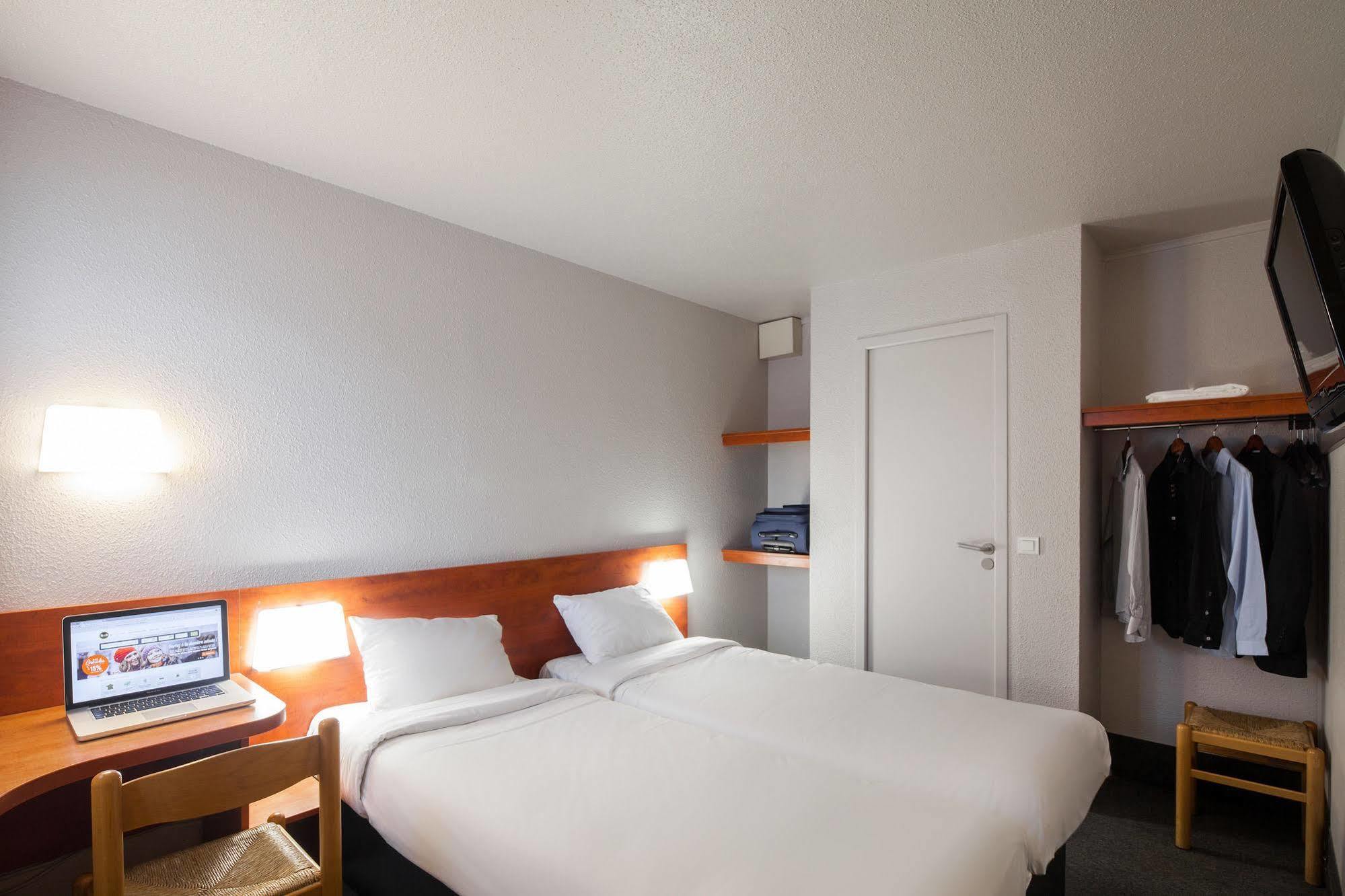 B&B Hotel Chartres Le Coudray المظهر الخارجي الصورة